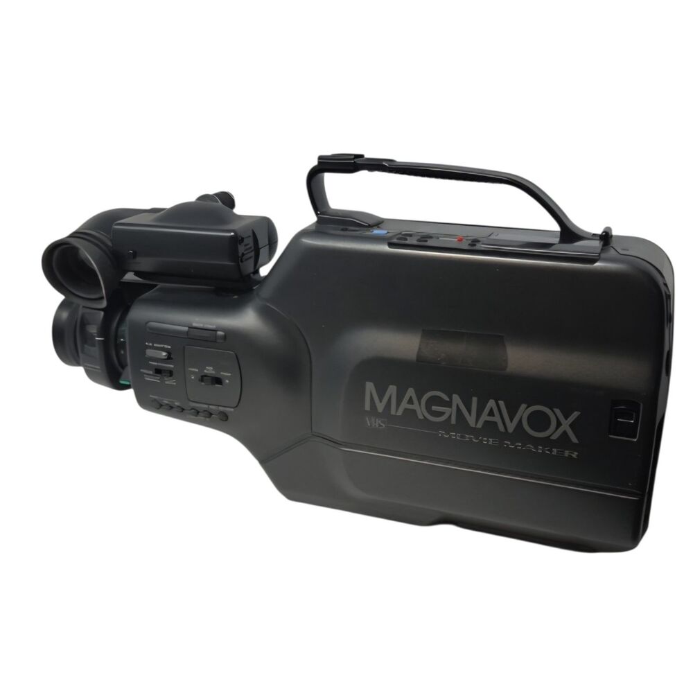Magnavox CVK300AV01 VHS Movie Maker‎ Camcorder 1989 w/ Manual Battery AS-IS